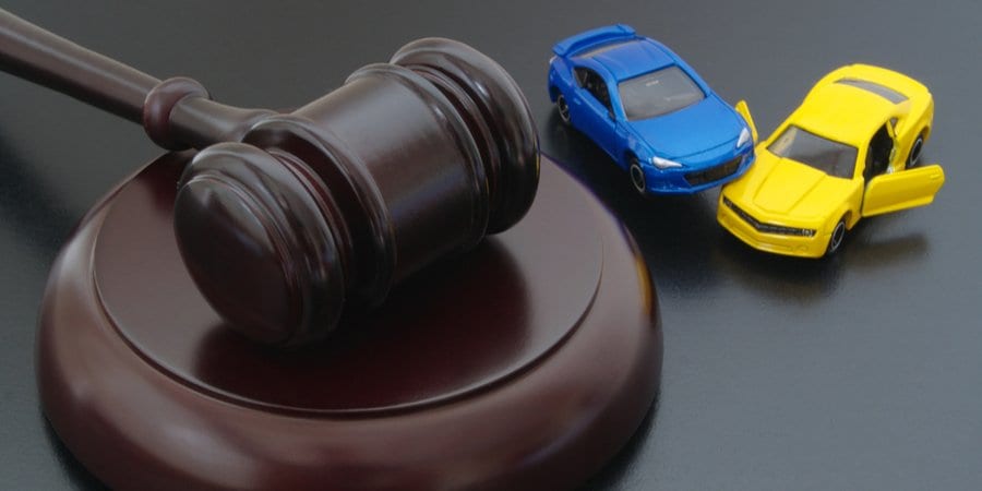 4 señales para llamar a un abogado después de un accidente de auto abogado lopez